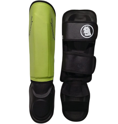 PROTECTOR DE TIBIA RIGIDO PROFESIONAL VERDE.
MODELO ESCARLATA