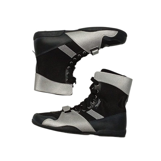 BOTA NEGRA CON GRIS